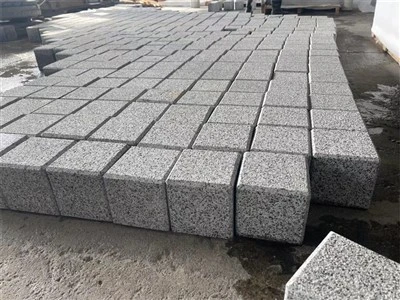 Colore grigio ciottolo