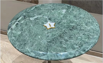 Tavolino Con Piano In Marmo Verde