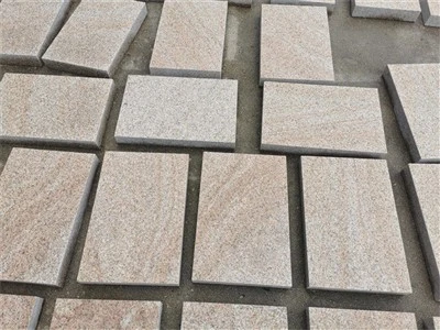 Patio con finitrici in granito